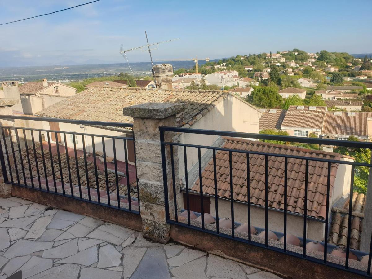Maison De Village De 98 M2 Typiquement Provencale Pierrevert Exterior foto